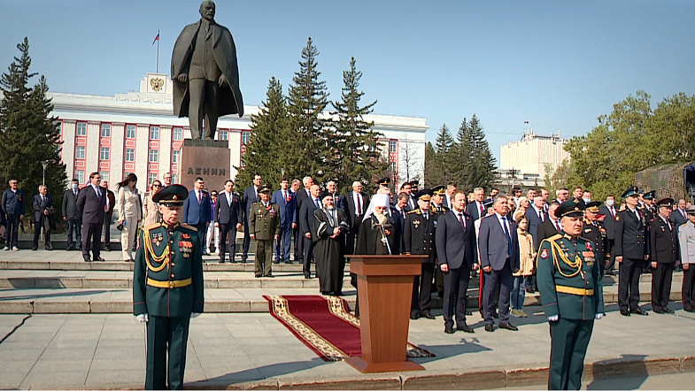 Смотрите лучшие моменты торжественного шествия 9 Мая 2021 года в Барнауле