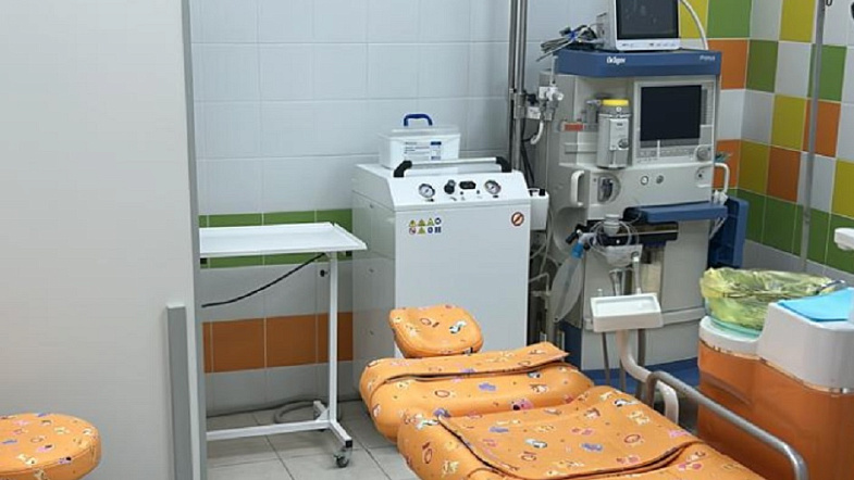  В Барнауле начали лечить детям зубы  во сне