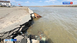 В Камне-на-Оби обрушилась набережная