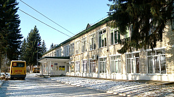 Жители посёлка Новогорского спросили у губернатора, планируется ли расширение школы в Санниково