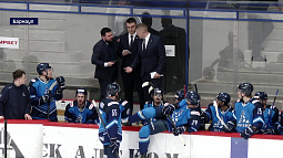 Игроки и тренеры «Динамо-Алтай» начинают подготовку к выездной серии игр Всероссийской хоккейной лиги