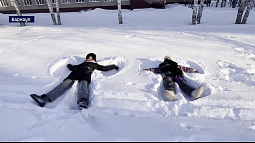 «Вести» повторили пять забавных интернет-экспериментов для морозной погоды 