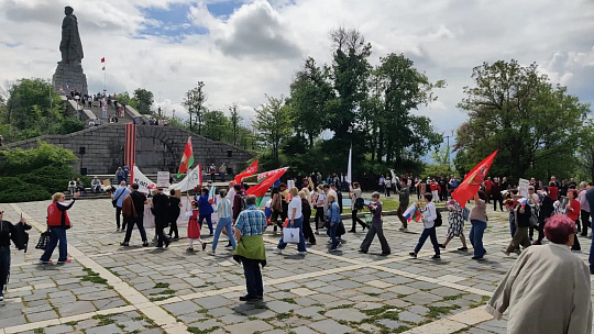 В Пловдиве прошла акция «Бессмертный полк» у памятника «Алёша»