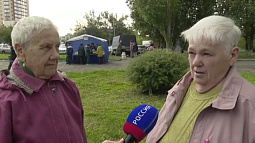 Сегодня барнаульцы приобретали на социальной ярмарке не только продукты, но и саженцы