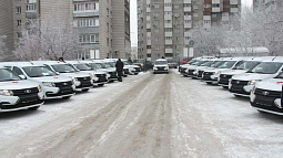 Поликлиники Алтайского края получили машины для оказания неотложной помощи