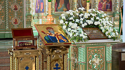 Барнаульский Александро-Невский собор получил подарки с Корфу