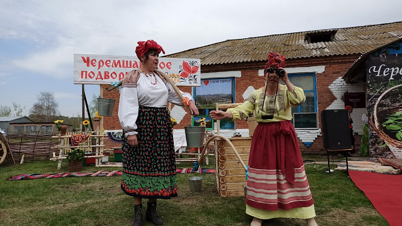 В Ельцовском районе на первом празднике черемши приготовили более 40 «кусачих» блюд