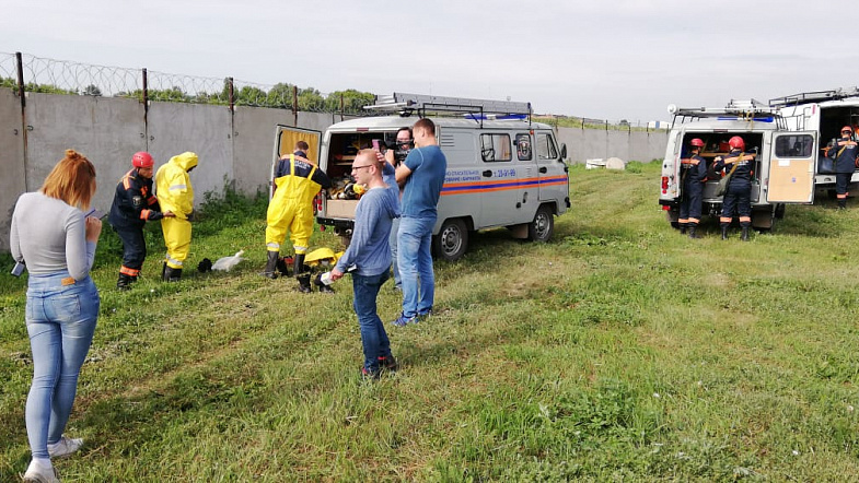 Учения в Барнауле: Водоканал и спасатели ликвидируют химическую аварию