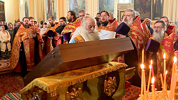 В Барнауле встретили ковчег с мощами святого великомученика Георгия Победоносца