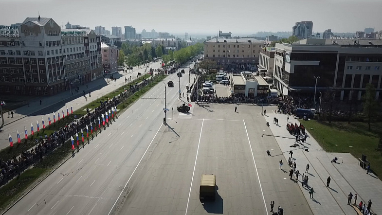 Смотрите лучшие моменты торжественного шествия 9 Мая 2021 года в Барнауле