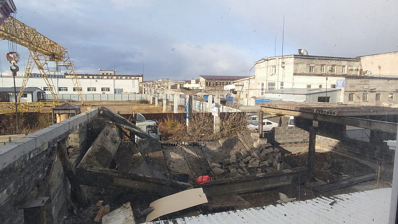 На одной из строек Барнаула упали бетонные плиты. Погибли двое рабочих