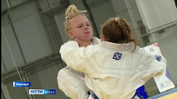 В краевой столице выясняли отношения более 900 представителей джиу-джитсу
