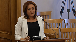 Алтайские власти  намерены изменить закон о выдаче жилищных сертификатов для детей-сирот