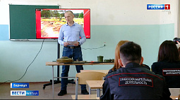 Ветераны СВО рассказали студентам о сапёрном деле и летательных аппаратах