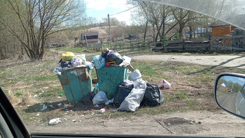 Жители Алтайского района пожаловались на мусорного регоператора в Генпрокуратуру