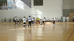 В Барнауле проходит международный турнир по хоккею на траве в формате 5S