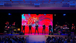 Сегодня вокальная группа ViVA выйдет на сцену краевого театра драмы