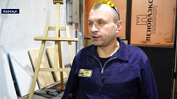 На Алтае художнику-самоучке осуждённый колонии сам сделал мольберт