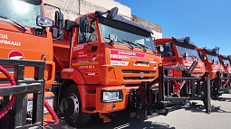 Семь новых дорожных машин пополнили автопарк «Автодорстроя»