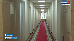 Сегодня без предварительной записи можно попасть на приём в любой орган власти