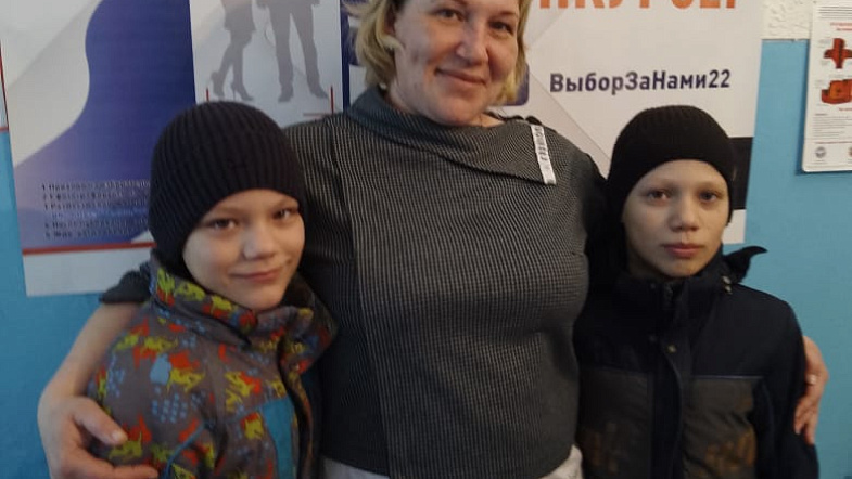 Фоторепортаж: Алтайский край голосует за президента