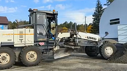 Алтайские дорожники заготовили более половины зимнего запаса противогололёдных материалов