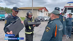 Полвека службы в МЧС: в Новоалтайске трогательно и традиционно проводили на пенсию пожарных