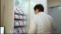 В поликлиниках края заканчивается вакцина против гриппа