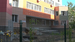 В Барнауле в новом жилом доме открыли встроенный детский сад