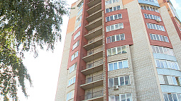 В Барнауле разбираются, что привело к обрушению кладки на фасаде жилого дома