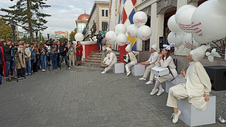 В Барнауле начался Всероссийский фестиваль театров кукол «Зазеркалье»