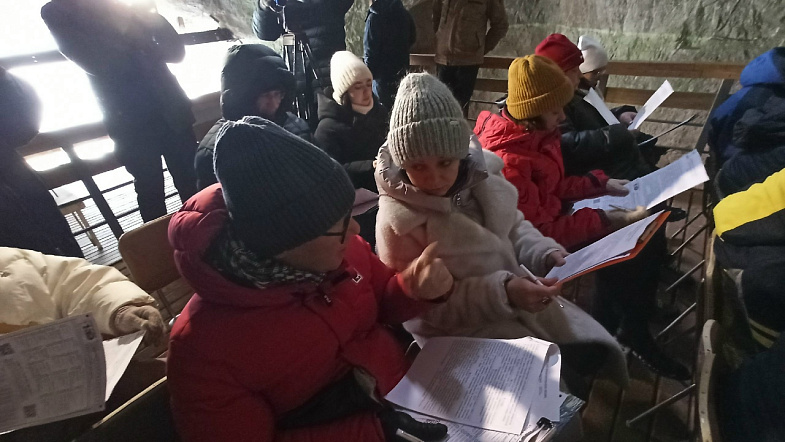 Самые экстремальные условия: в Денисовой пещере вновь провели «Географический диктант»