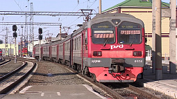 В Алтайском крае на рельсах нашли мужчину без документов