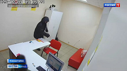 На Алтае вор-рецидивист совершал ограбления, надевая несколько комплектов верхней одежды