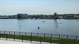 Сильнейшие спортсмены мира начинают состязания на барнаульском гребном канале