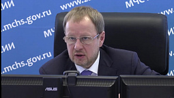 Виктор Томенко поручил экстренным службам края отработать план действий на случай паводка в пандемию