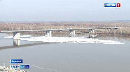 Жителям Барнаула предстоит увидеть ещё один ледоход на Оби