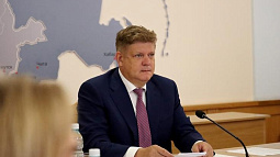 Полпред Президента РФ в СФО Анатолий Серышев провёл окружное совещание по уборочной кампании в Сибири