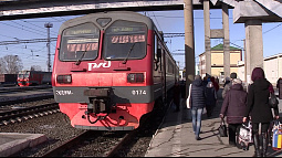Пригородные электропоезда Барнаула снова начнут делать остановку у Гребного канала рядом с пляжем «Лапа»