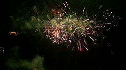 Власти Барнаула решили отменить праздничный салют на День города