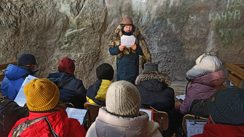 Самые экстремальные условия: в Денисовой пещере вновь провели «Географический диктант»